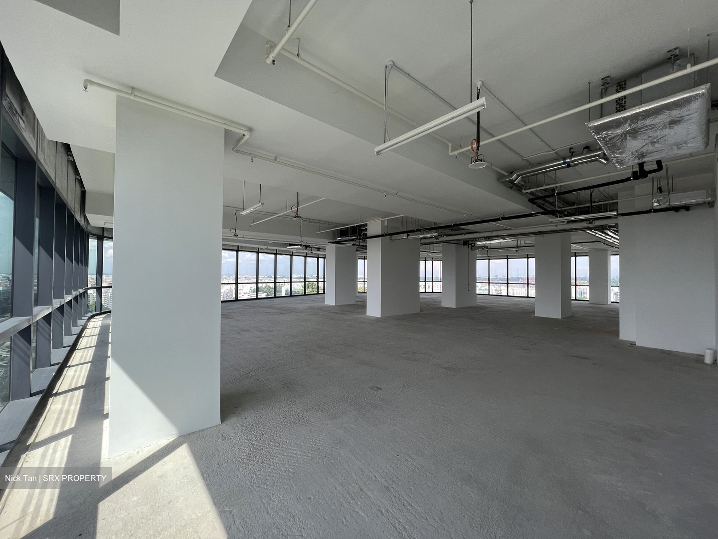 Woods Square (D25), Office #554395601